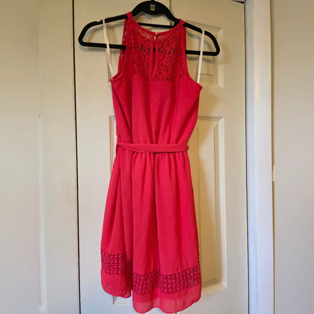 EUC IZ Byer Dress Size Large In Color "Poppy" - Picture 2 of 8
